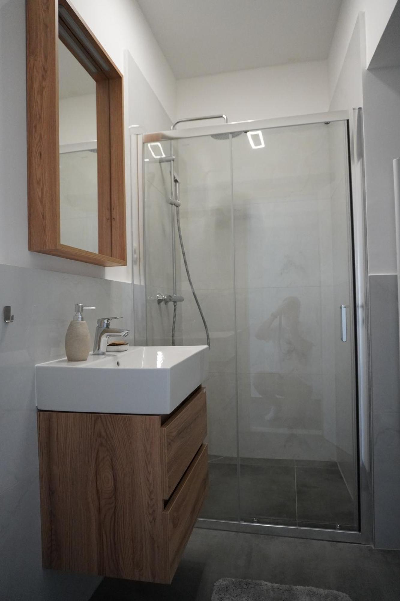 Fjaka Apartments & Rooms Σίμπενικ Εξωτερικό φωτογραφία